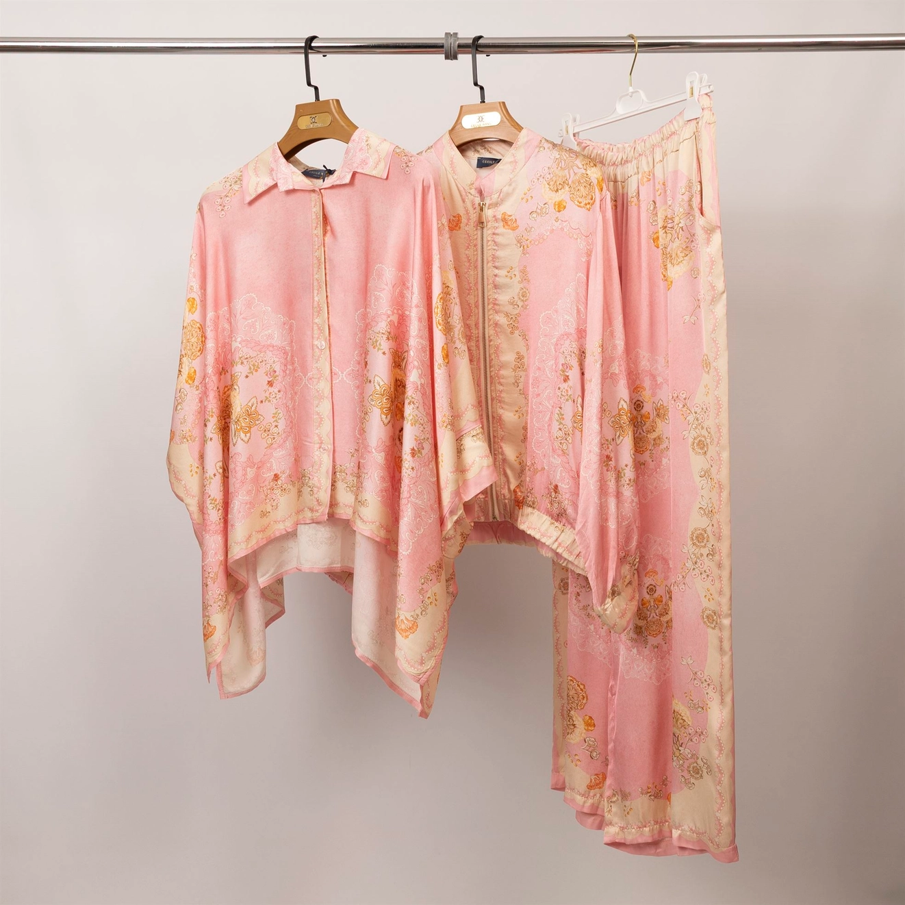 complete satijnen set